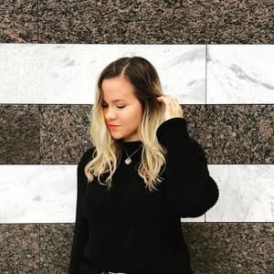 Meet your Posher, Claire